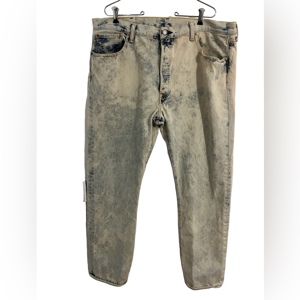Vintage Levi 501 men’s jeans stonewashed size w50 L32